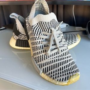 Adidas NMD R1 STLT Primeknit Grey size 9 worn about 5x just needs some love!